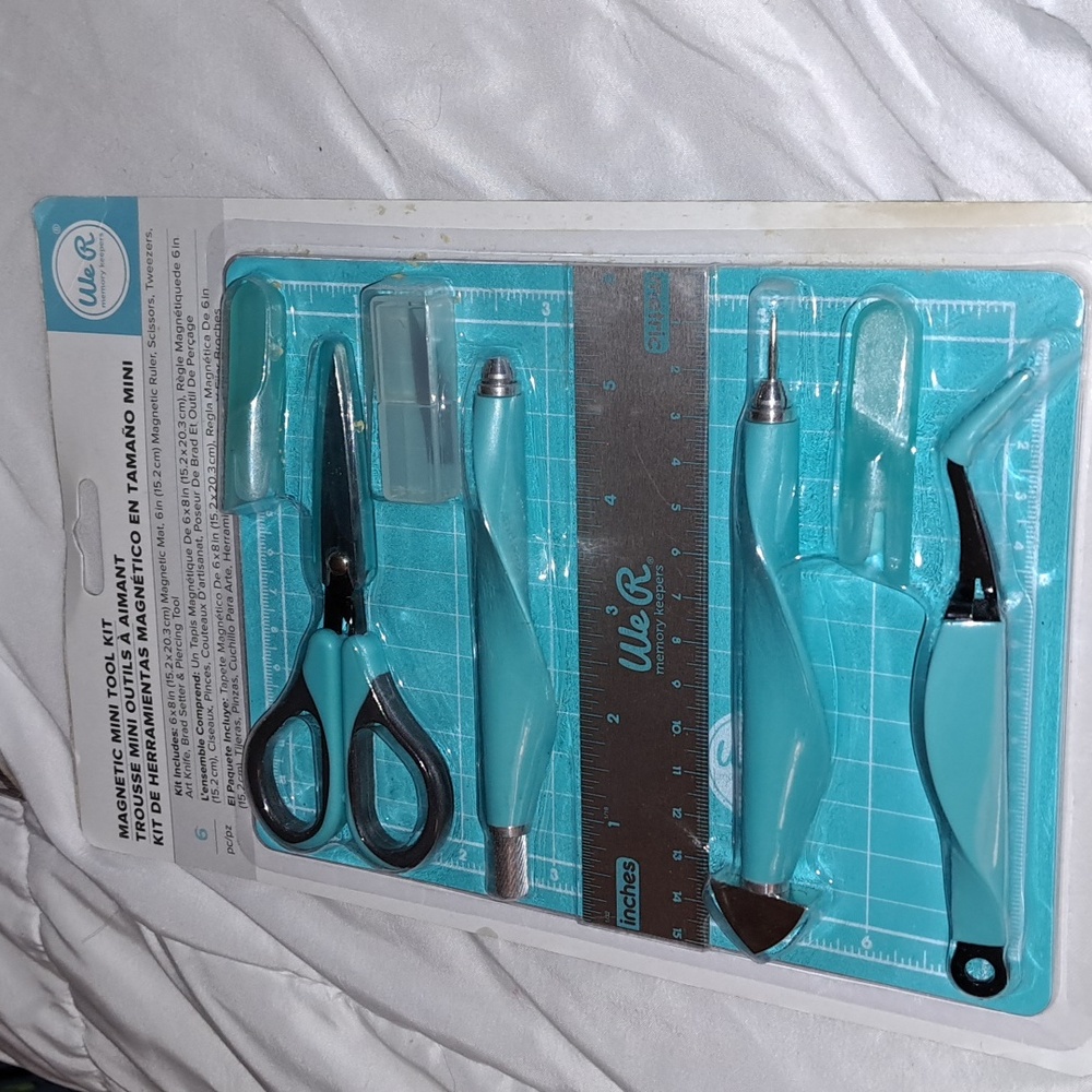 🗽American crafts  magnetic mini tool kit